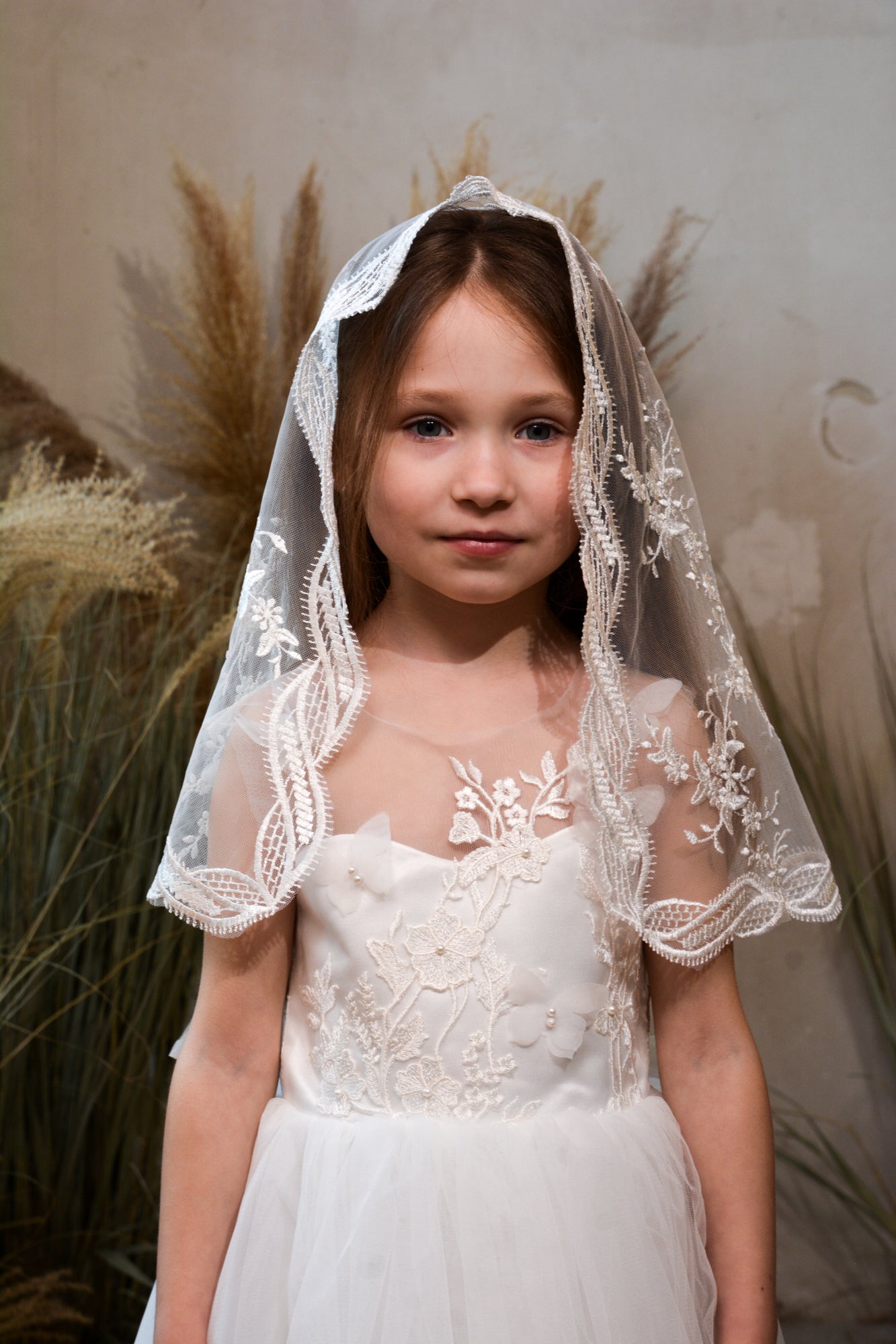 CHILD IVORY VEIL