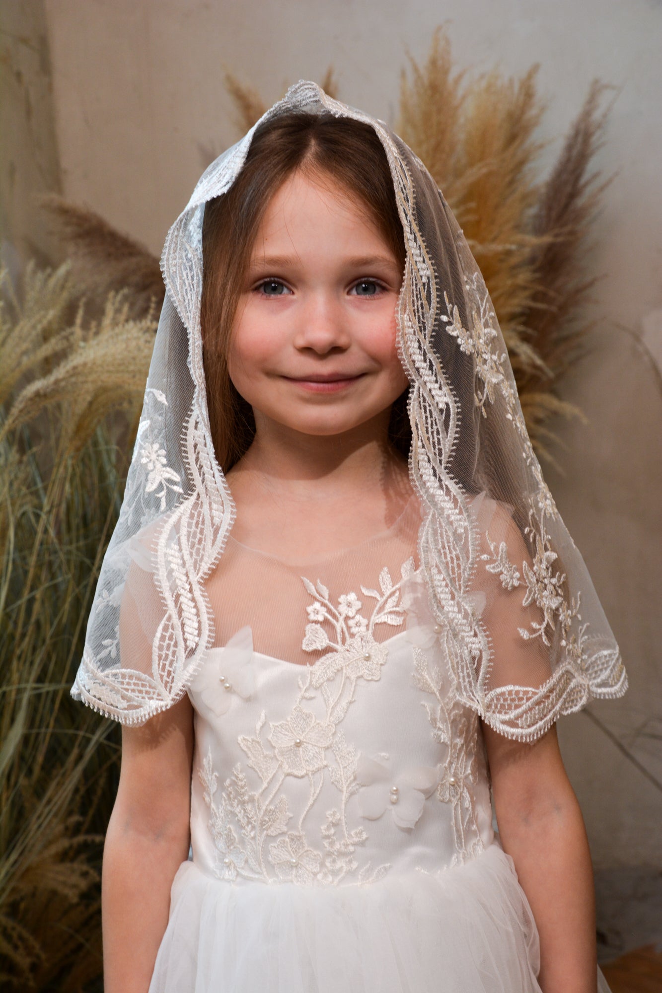 CHILD IVORY VEIL