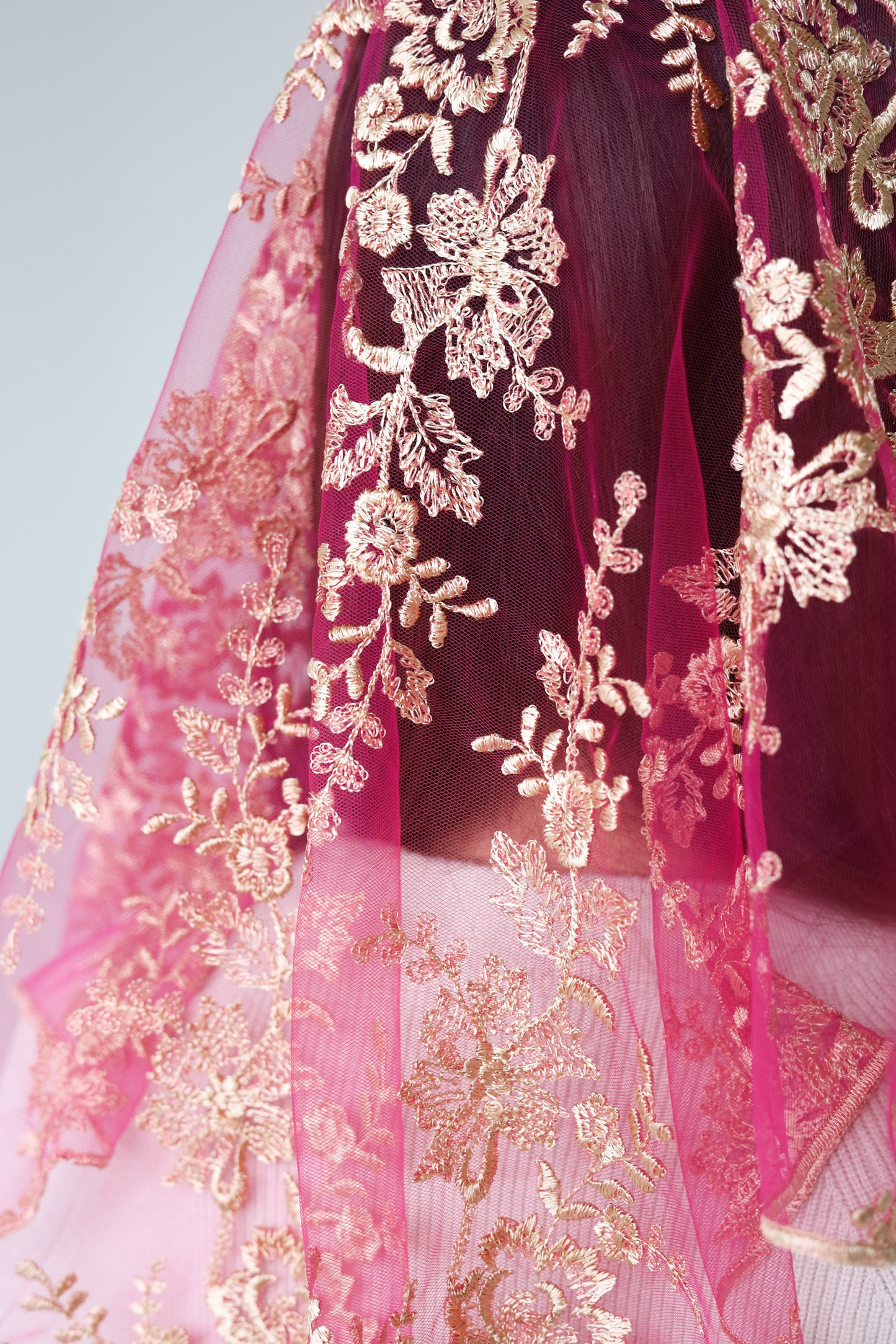 GOLD & PINK VEIL