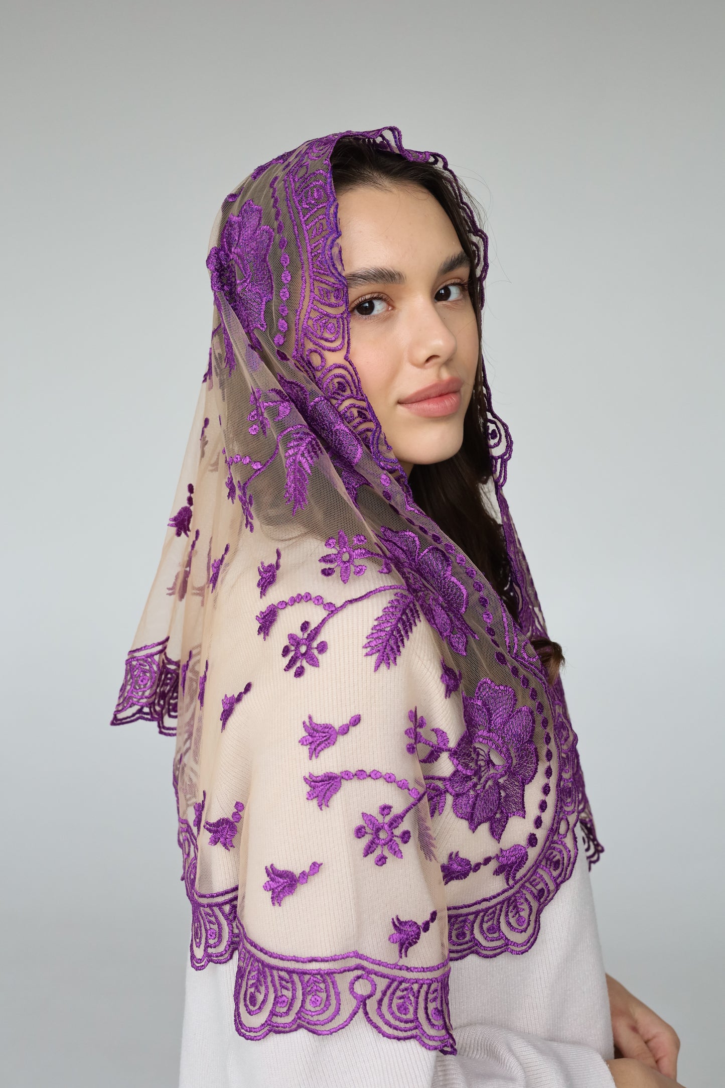 LONG PURPLE VEIL