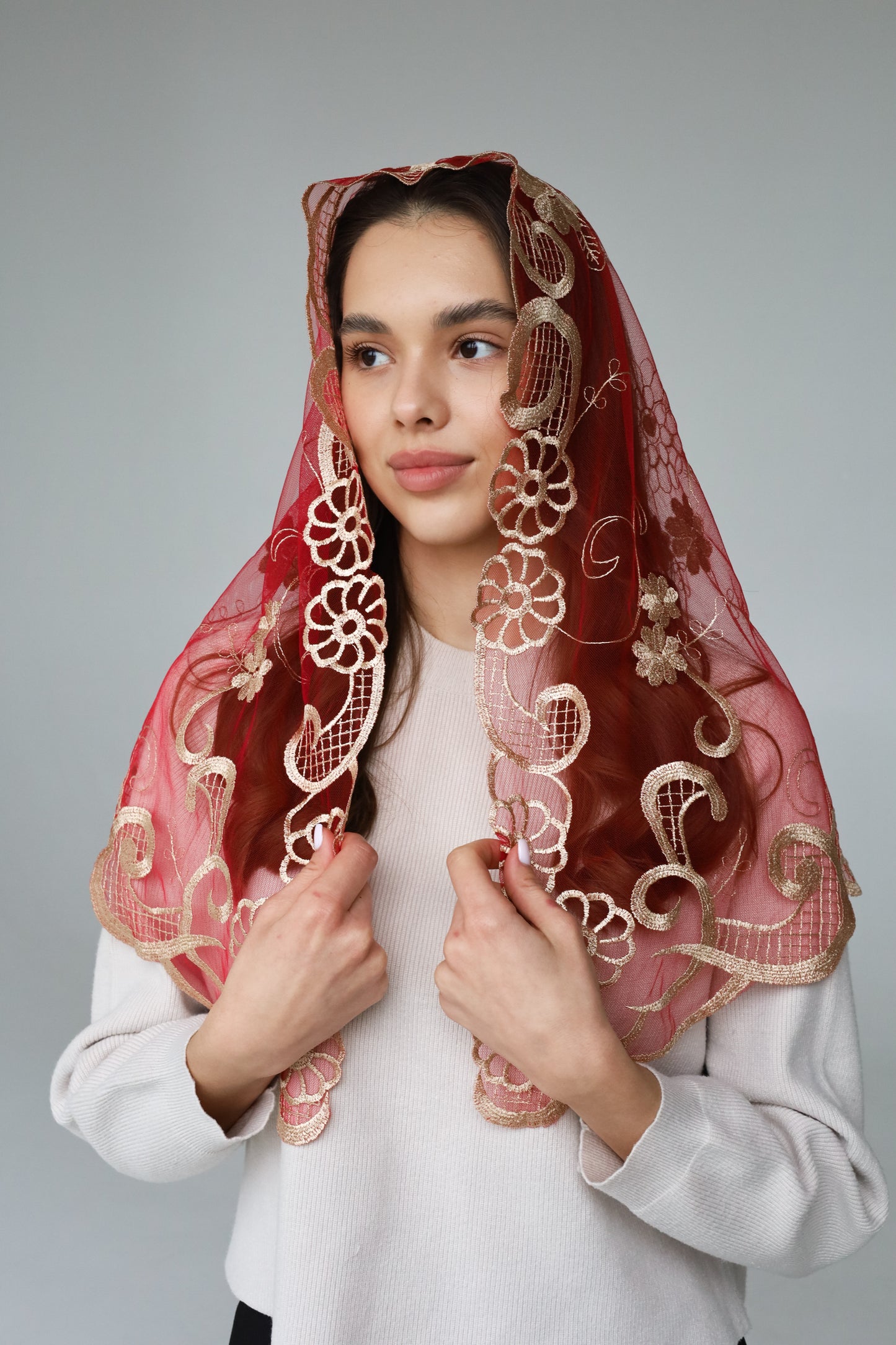 GOLD & RED LONG VEIL