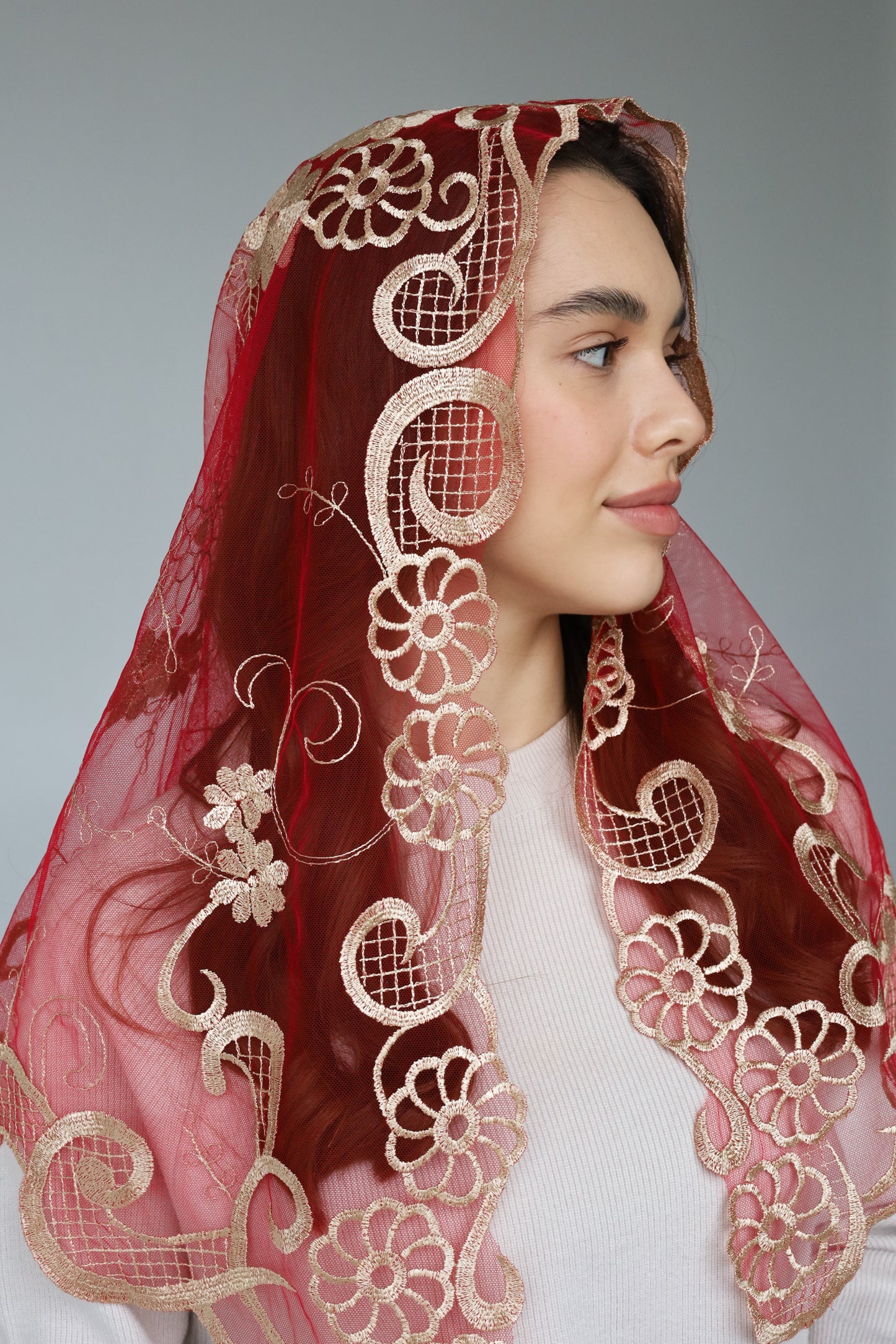 GOLD & RED LONG VEIL