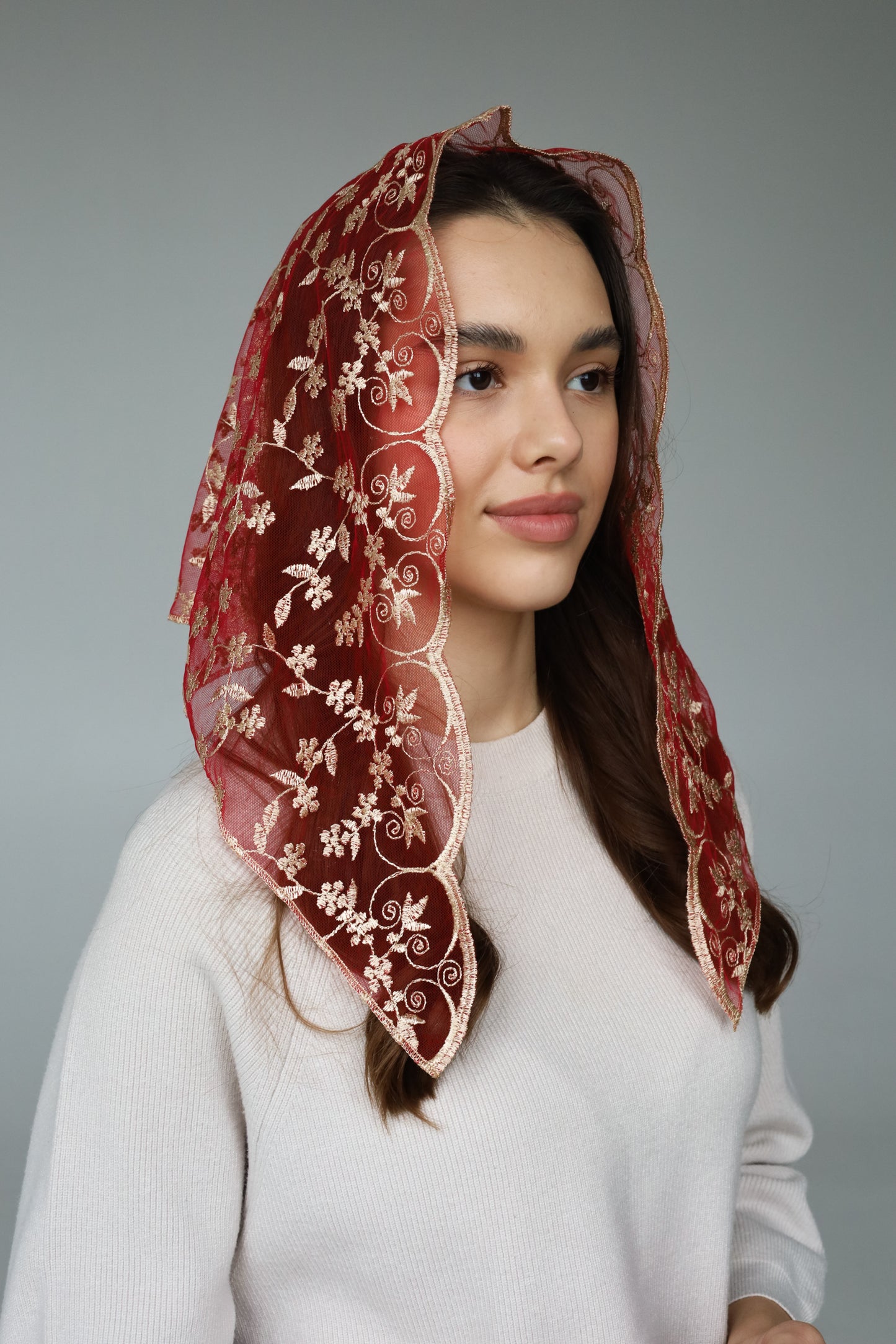 RED & GOLD TRIANGLE VEIL