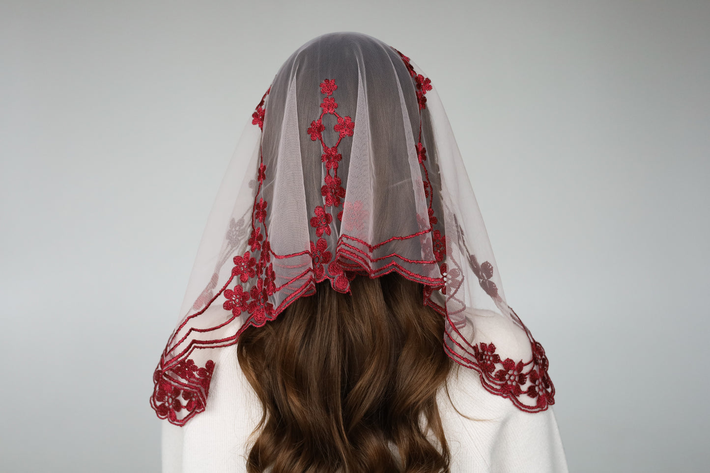 SHORT BURGUNDY VEIL