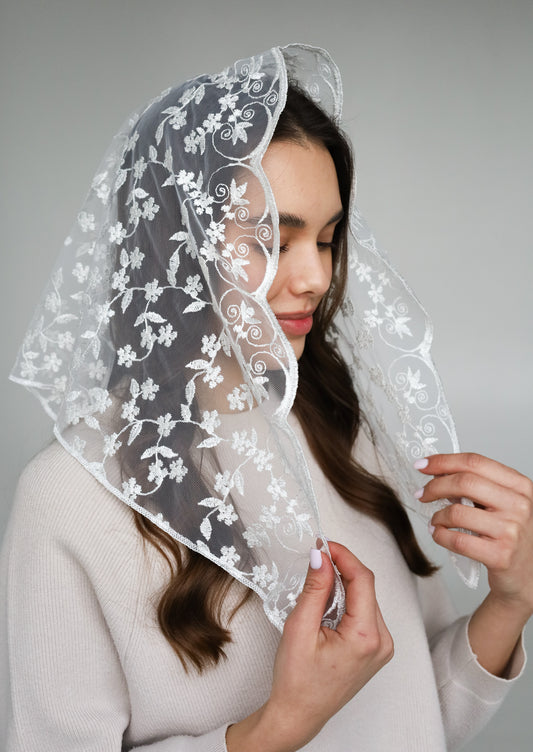 IVORY SHORT VEIL