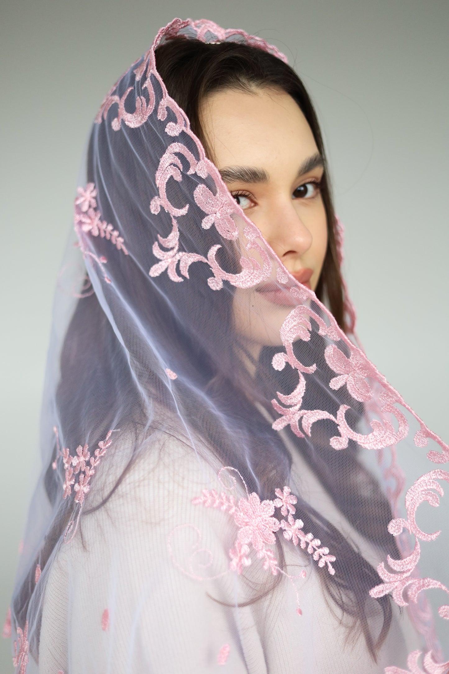 LONG PINK VEIL