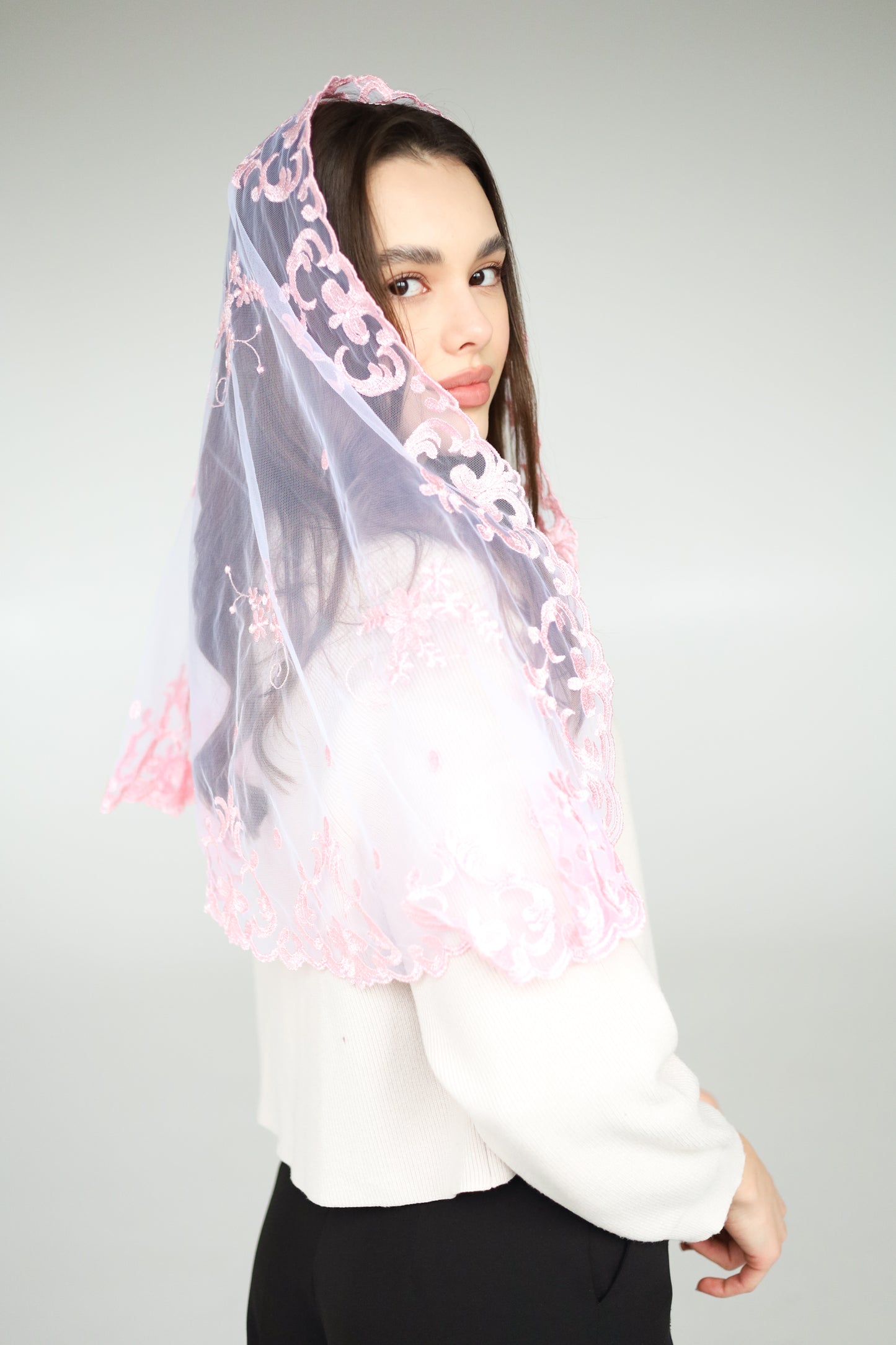 LONG PINK VEIL