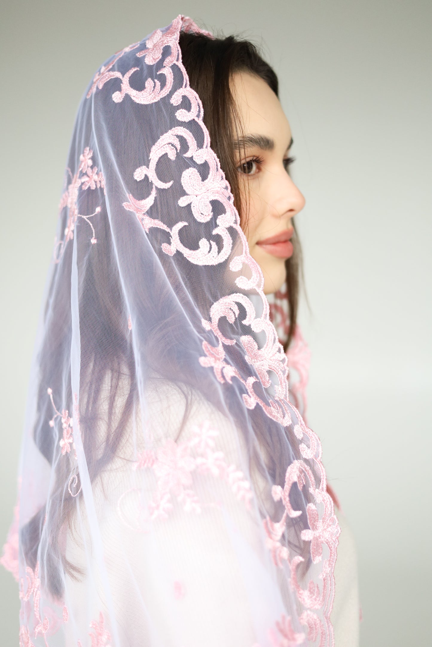 LONG PINK VEIL