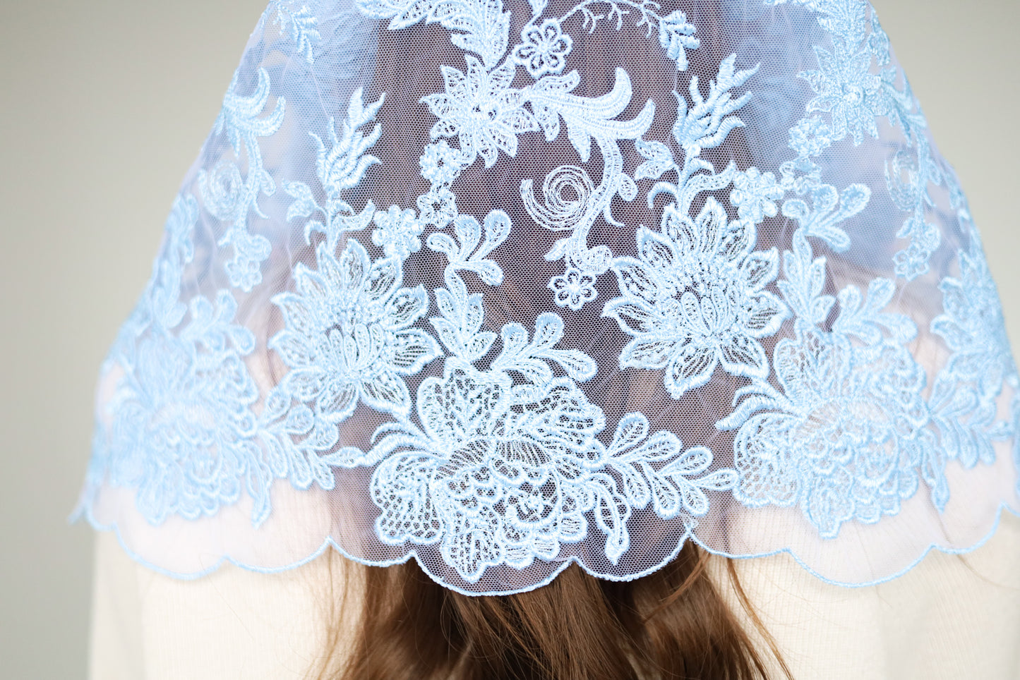 BLUE INFINITY MANTILLA