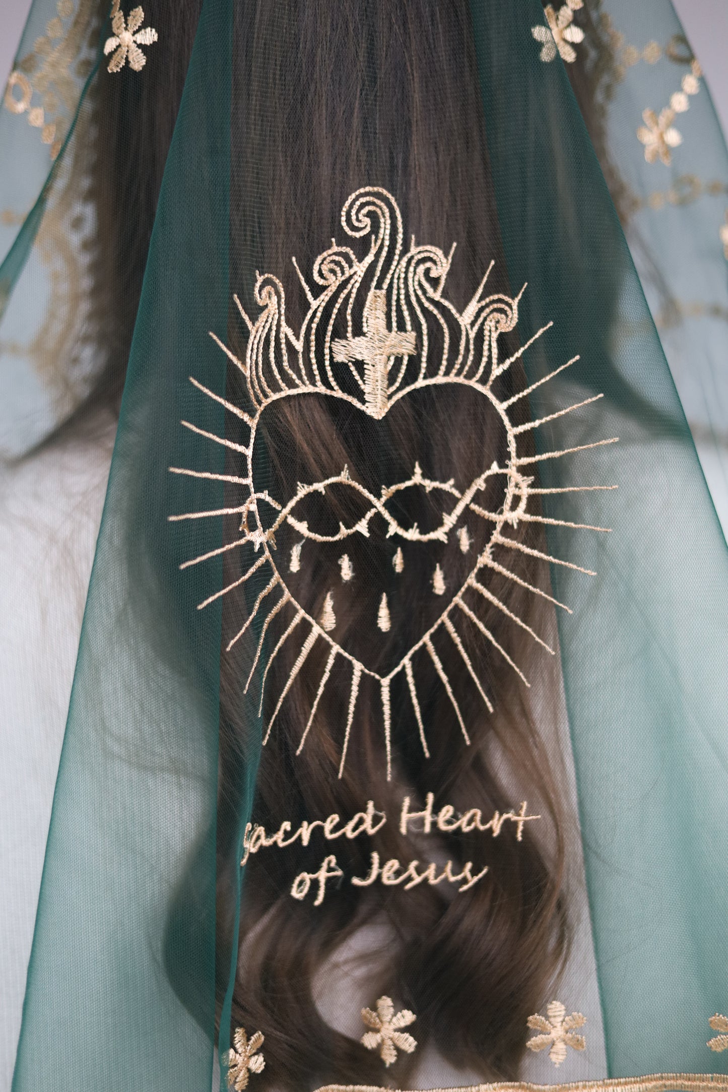 SACRED HEART DESIGN VEIL