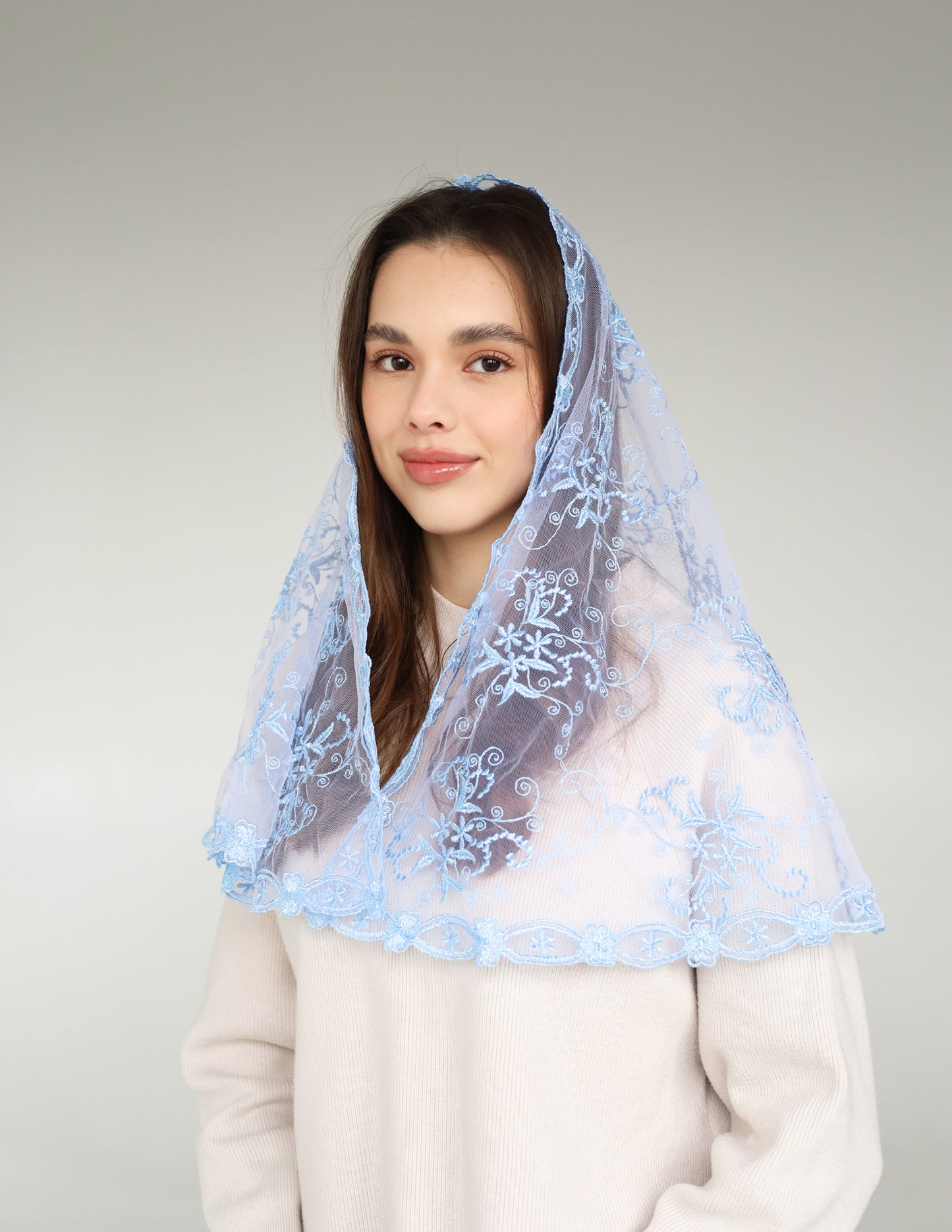 LONG LIGHT BLUE MANTILLA