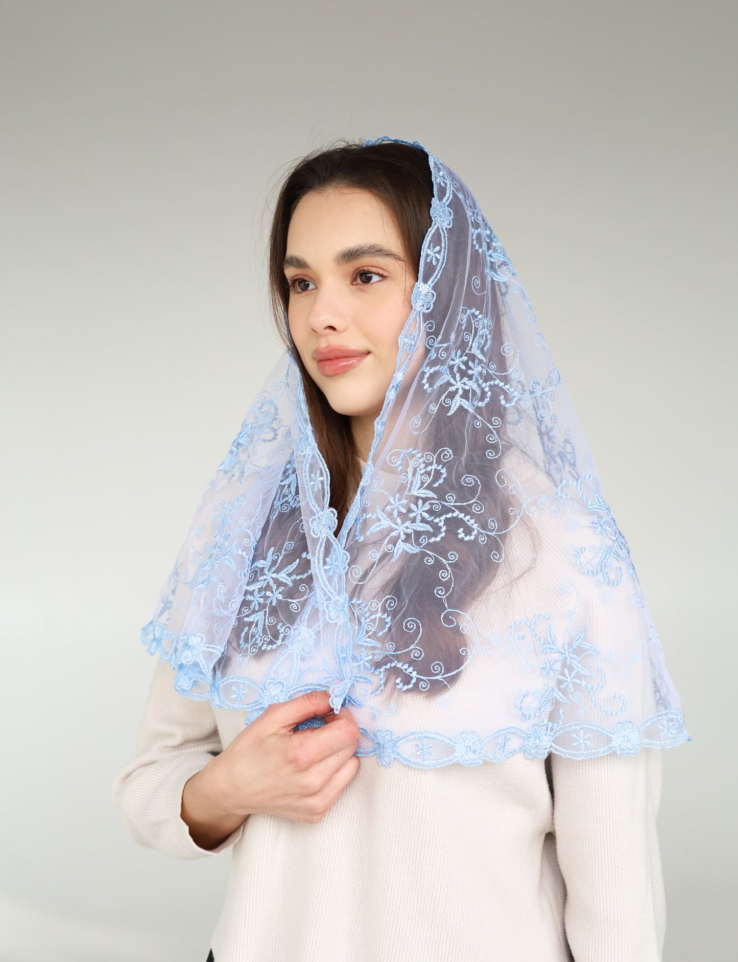 LONG LIGHT BLUE MANTILLA