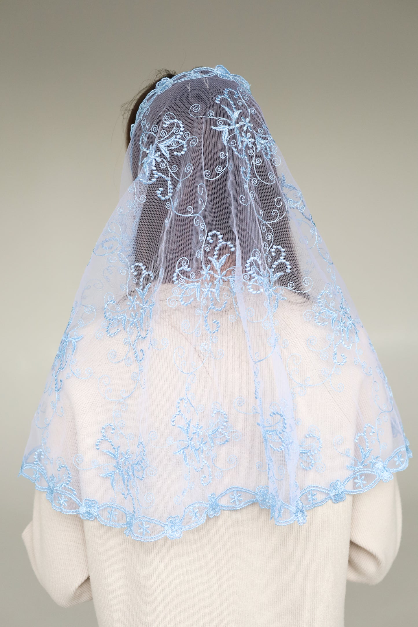 LONG LIGHT BLUE MANTILLA