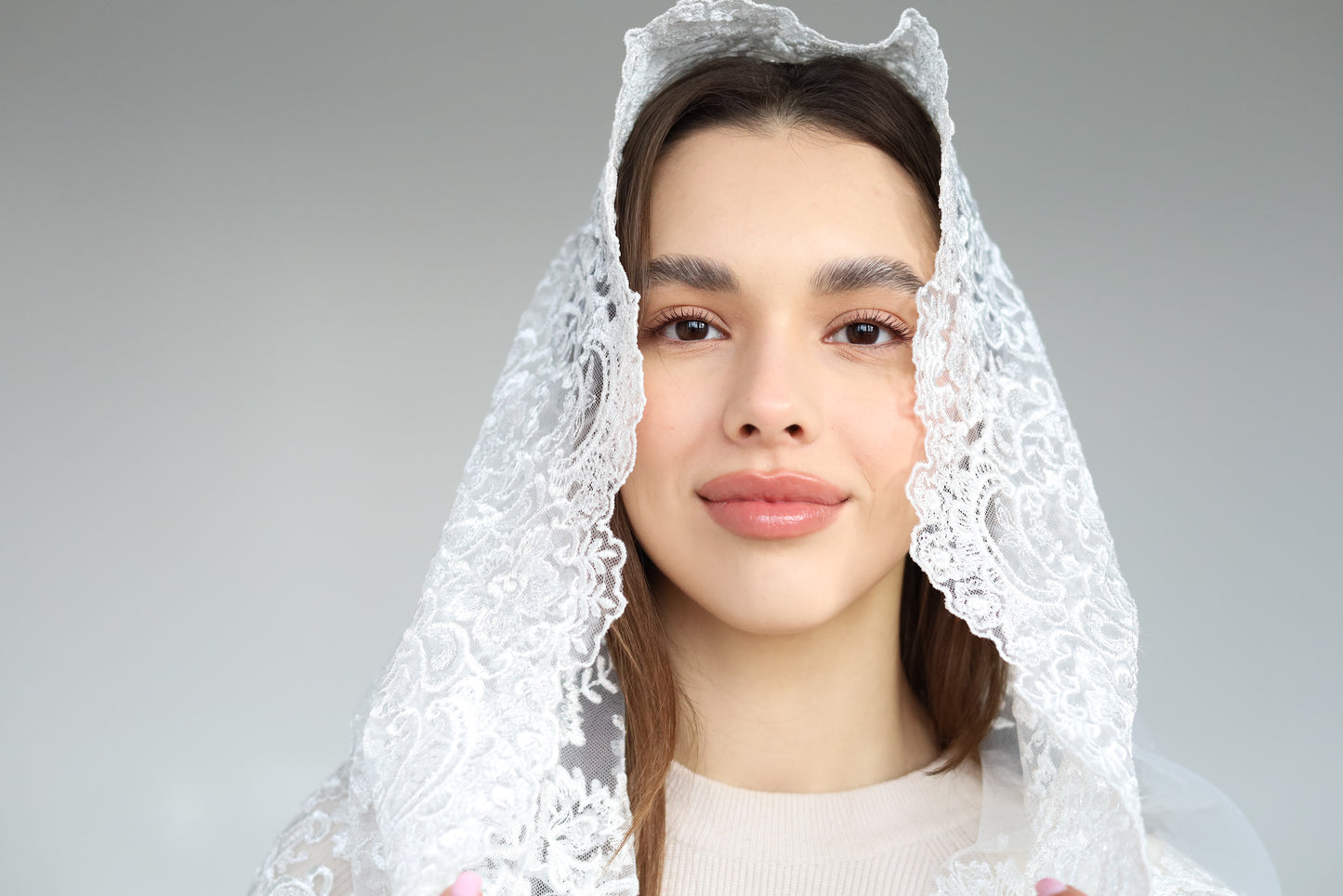 IVORY INFINITY MANTILLA