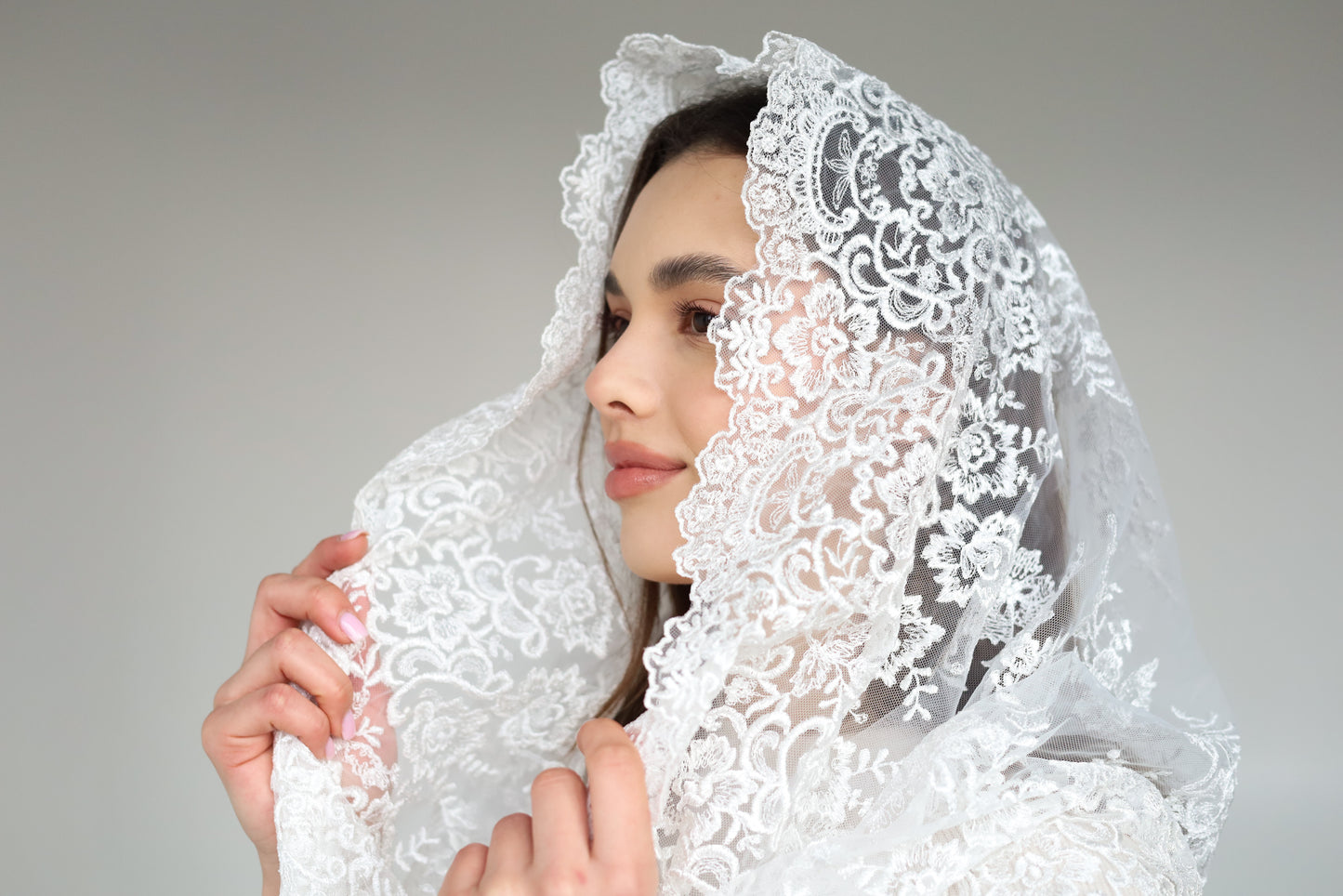 IVORY INFINITY MANTILLA