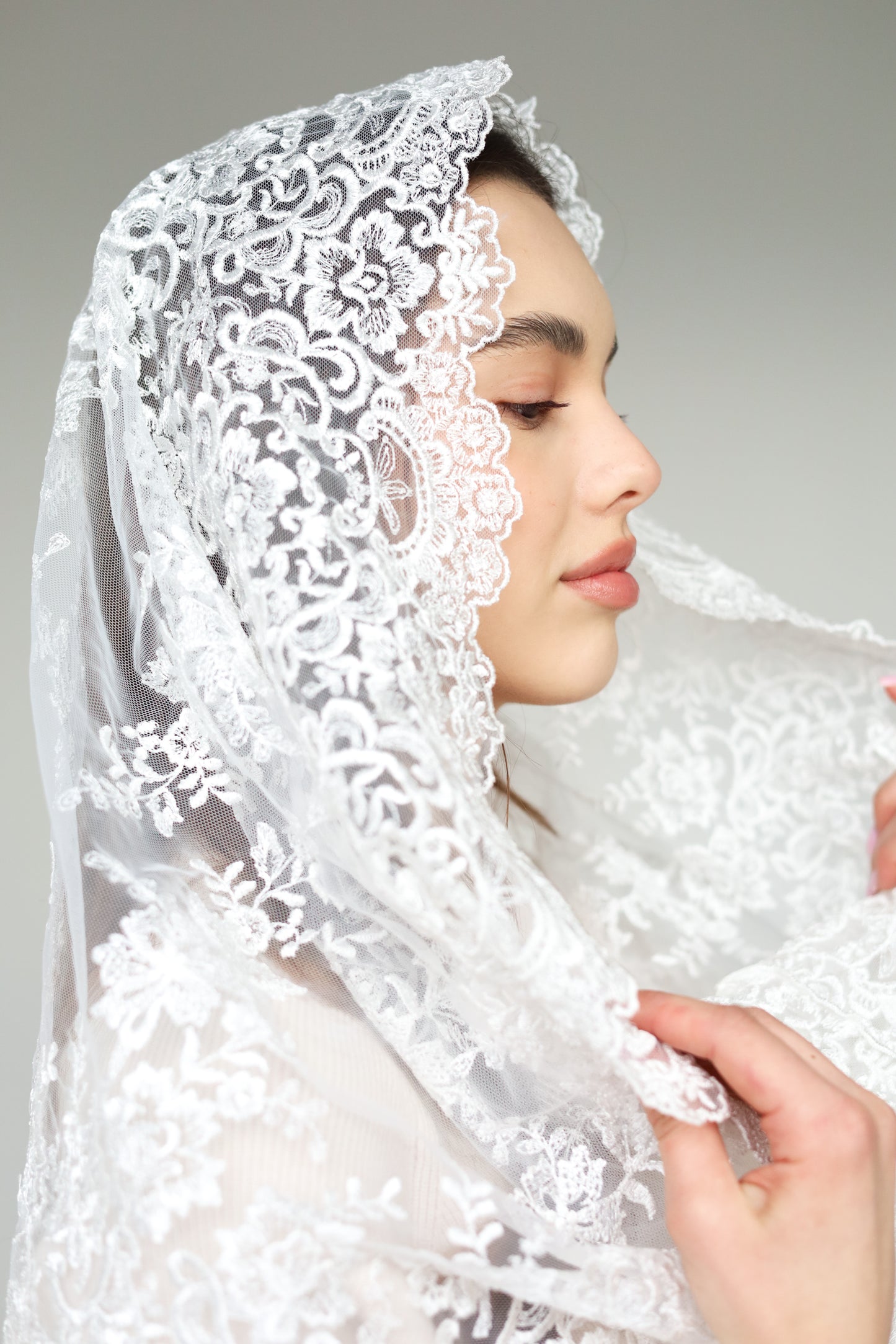 IVORY INFINITY MANTILLA