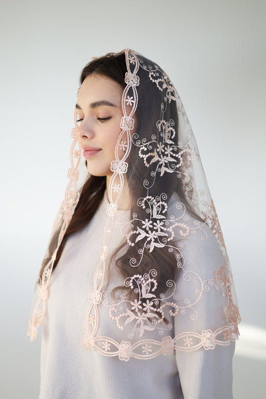 PEACH LACE MANTILLA