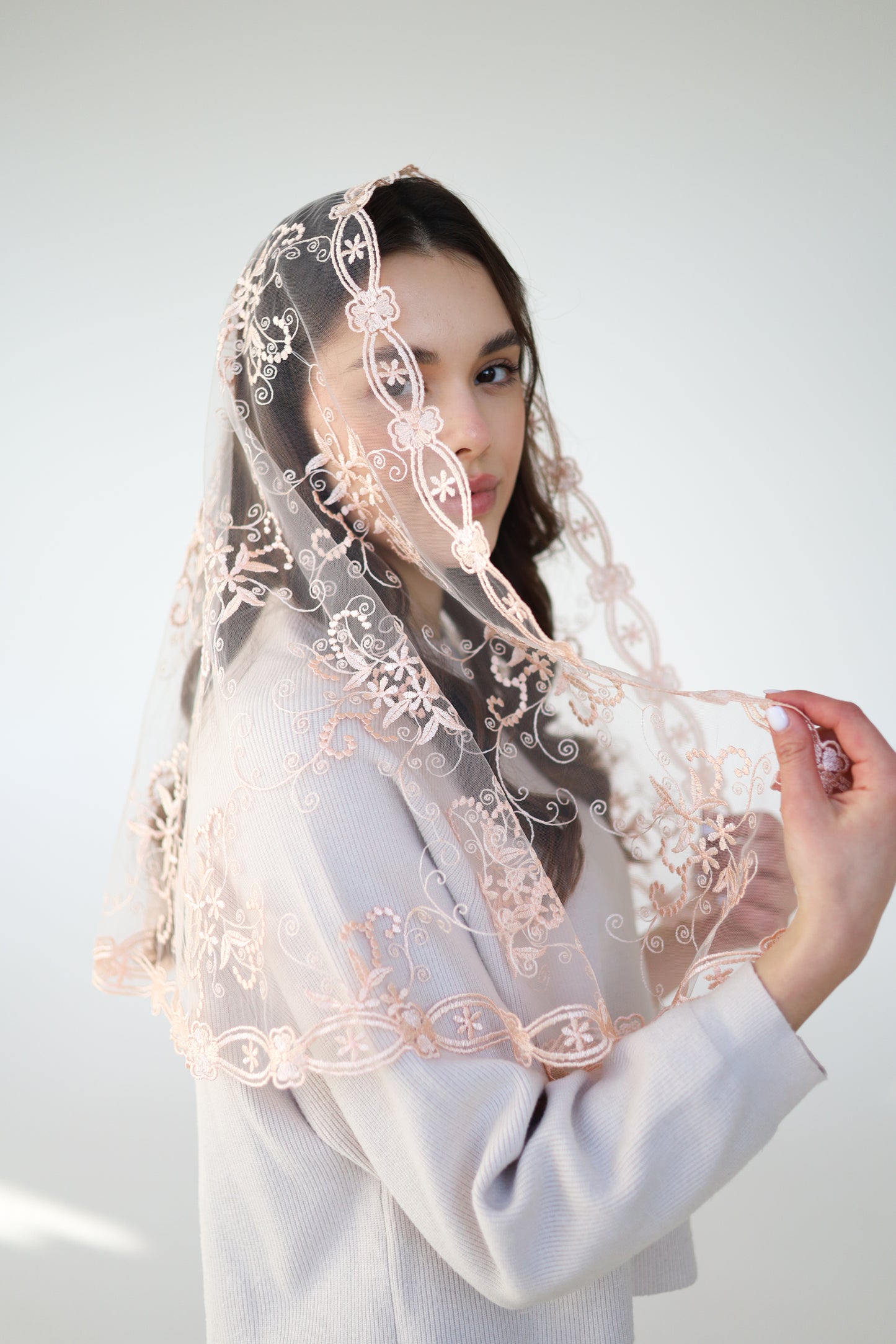 PEACH LACE MANTILLA