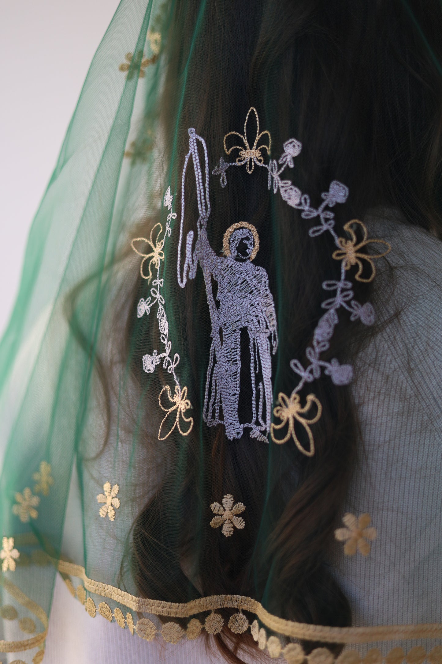 VEIL WITH JESUS EMBROIDERY