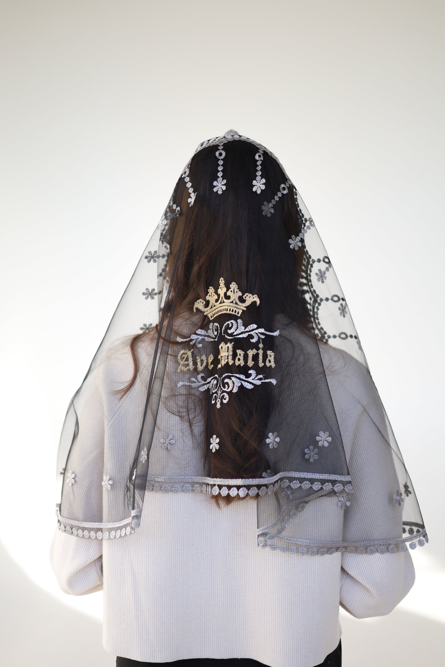 VEIL WITH AVE MARIA EMBROIDERY