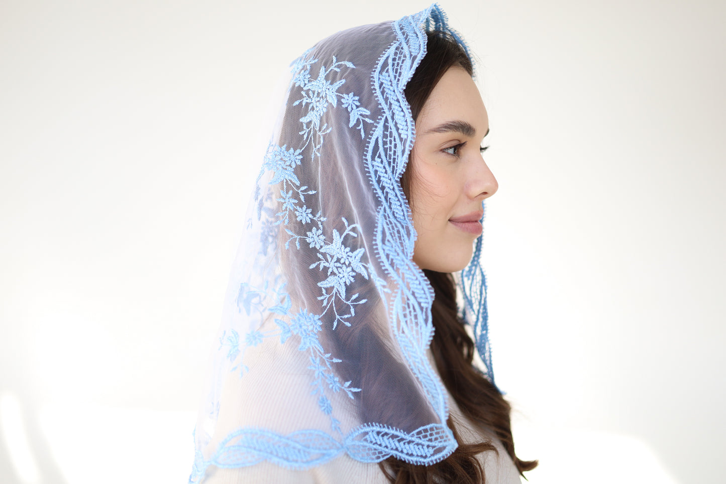 LIGHT BLUE MANTILLA