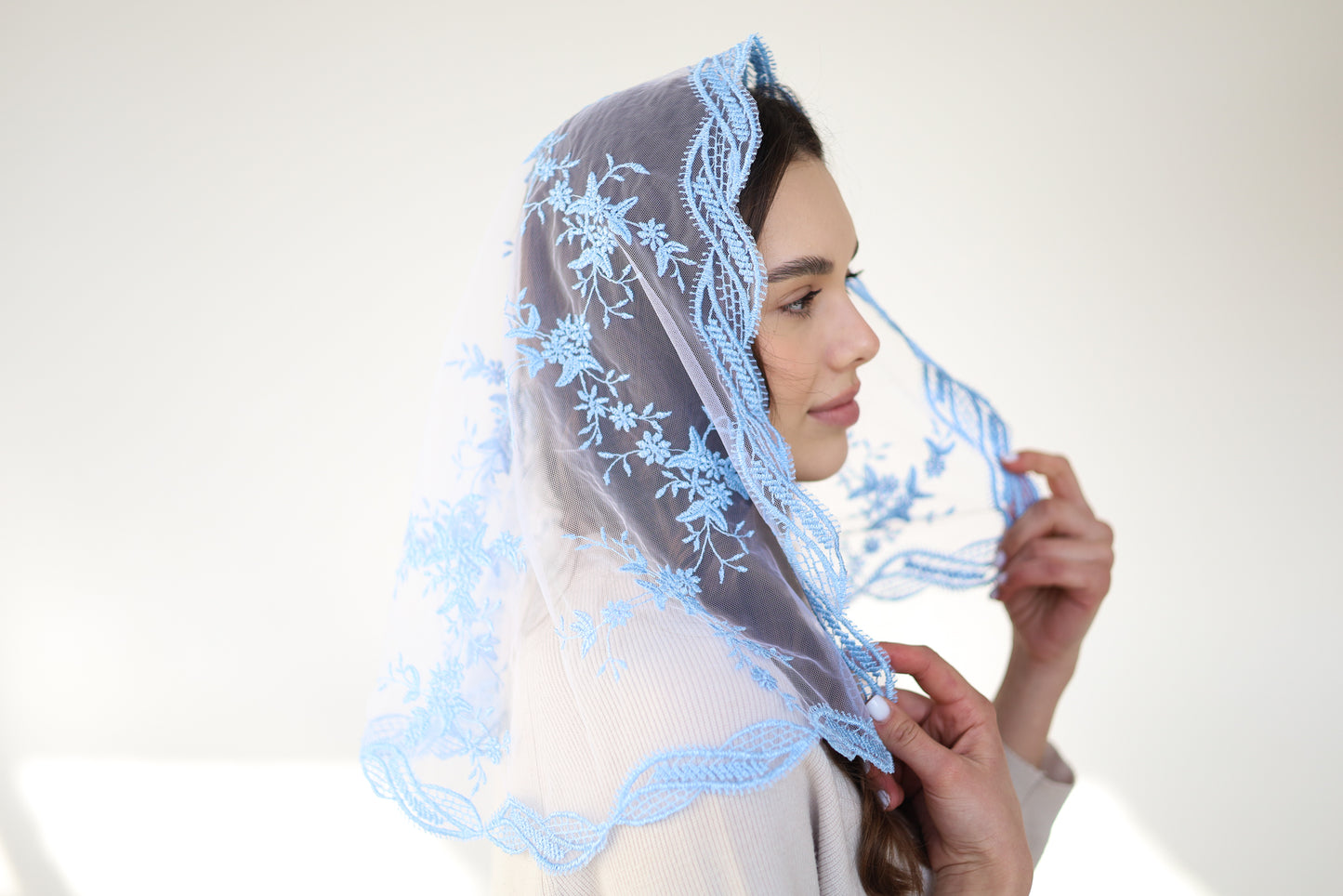 LIGHT BLUE MANTILLA