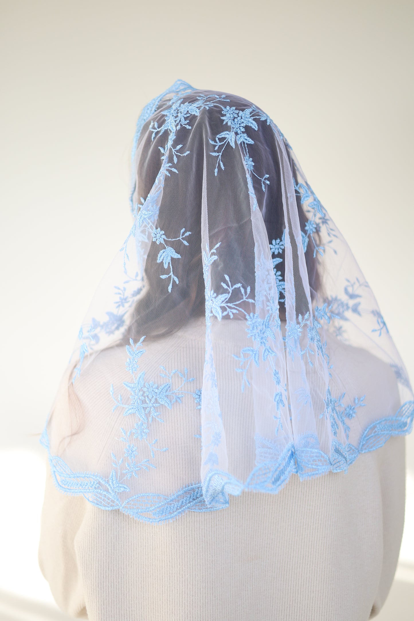 LIGHT BLUE MANTILLA