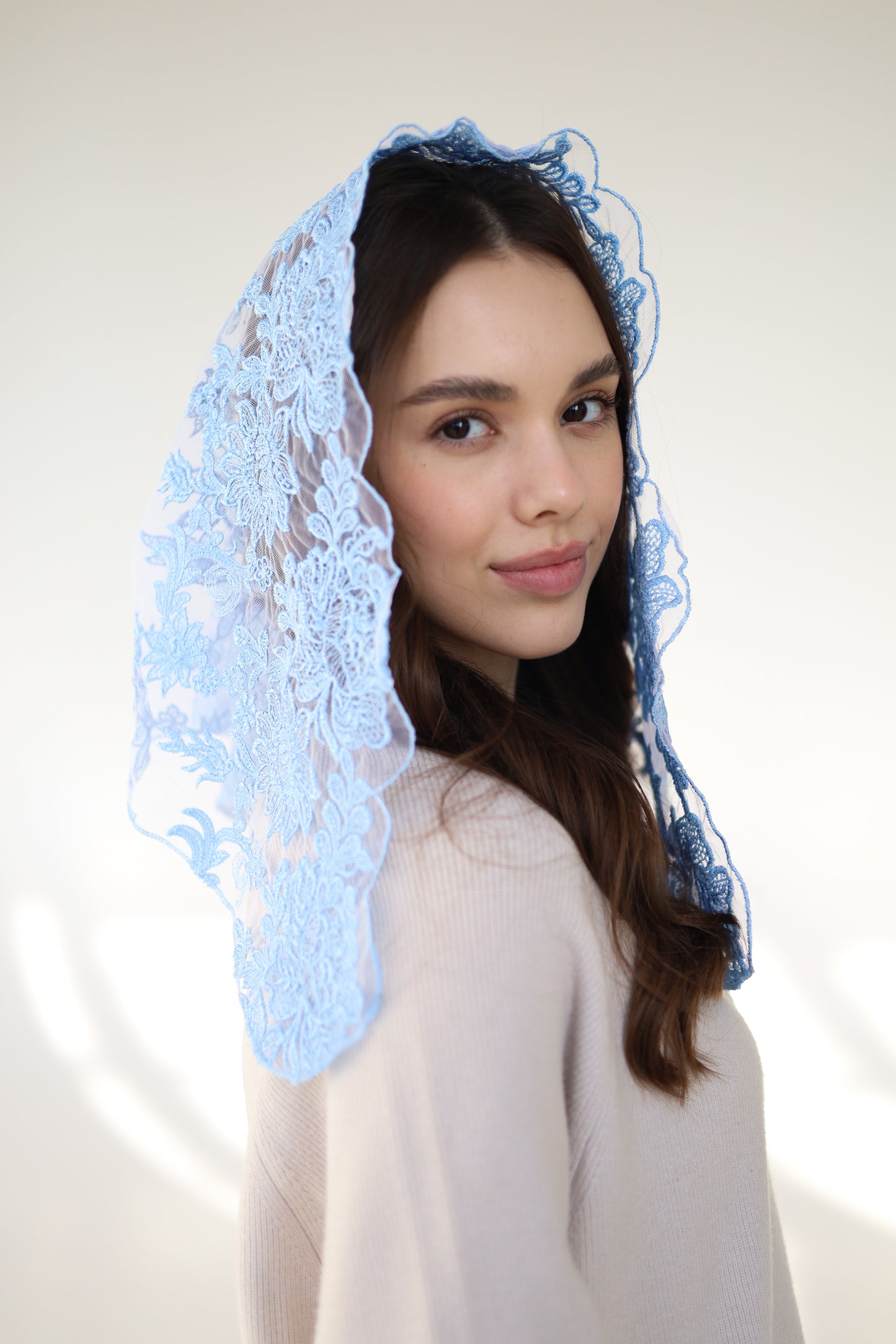 BLUE TRIANGLE VEIL