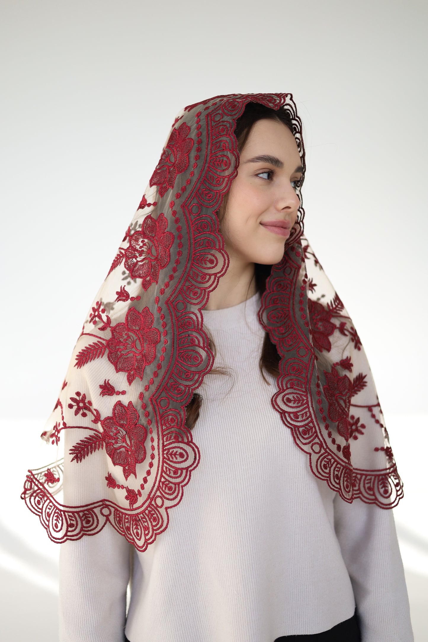 LONG BURGUNDY MANTILLA