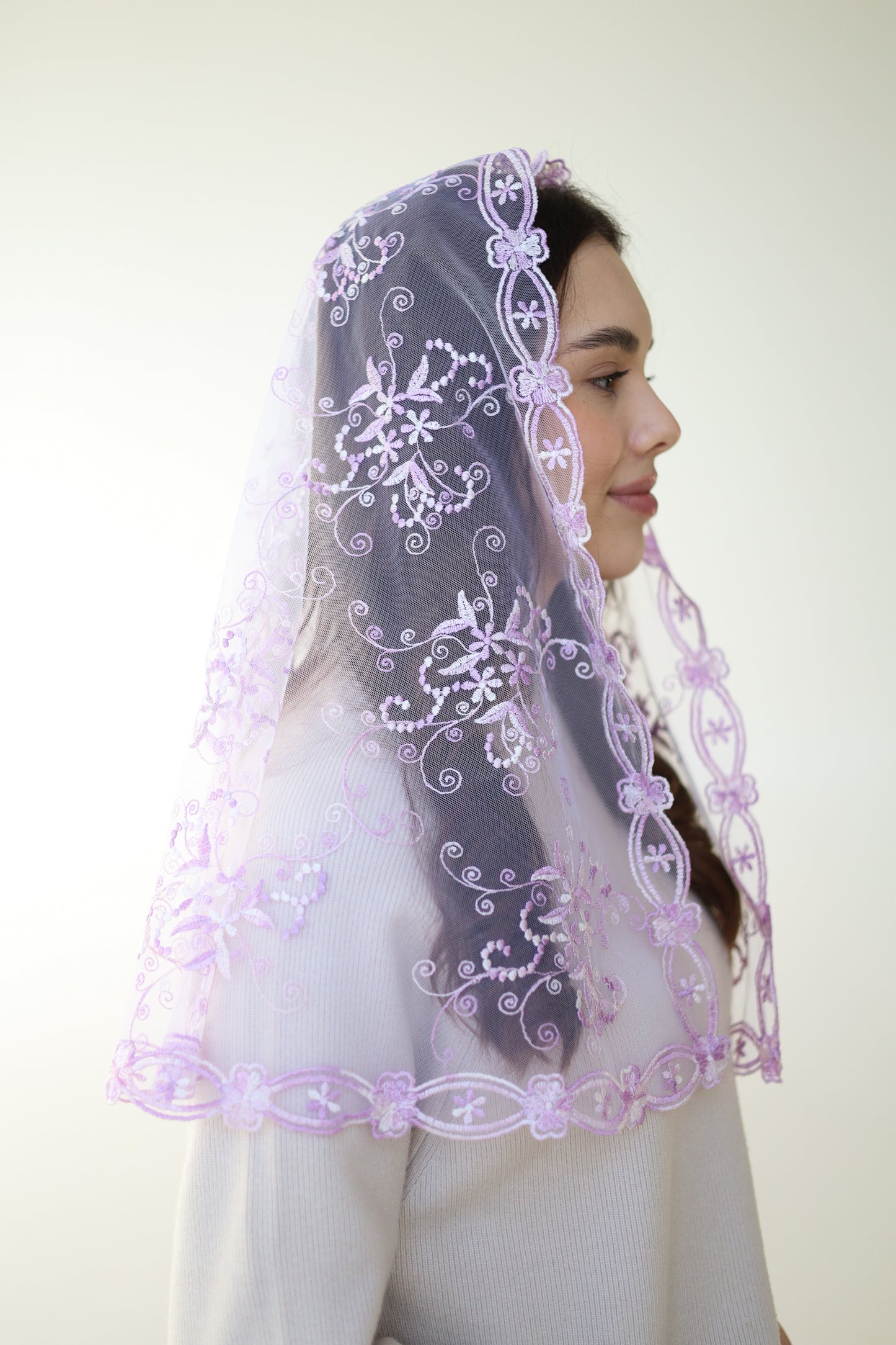 GRADIENT PURPLE MANTILLA