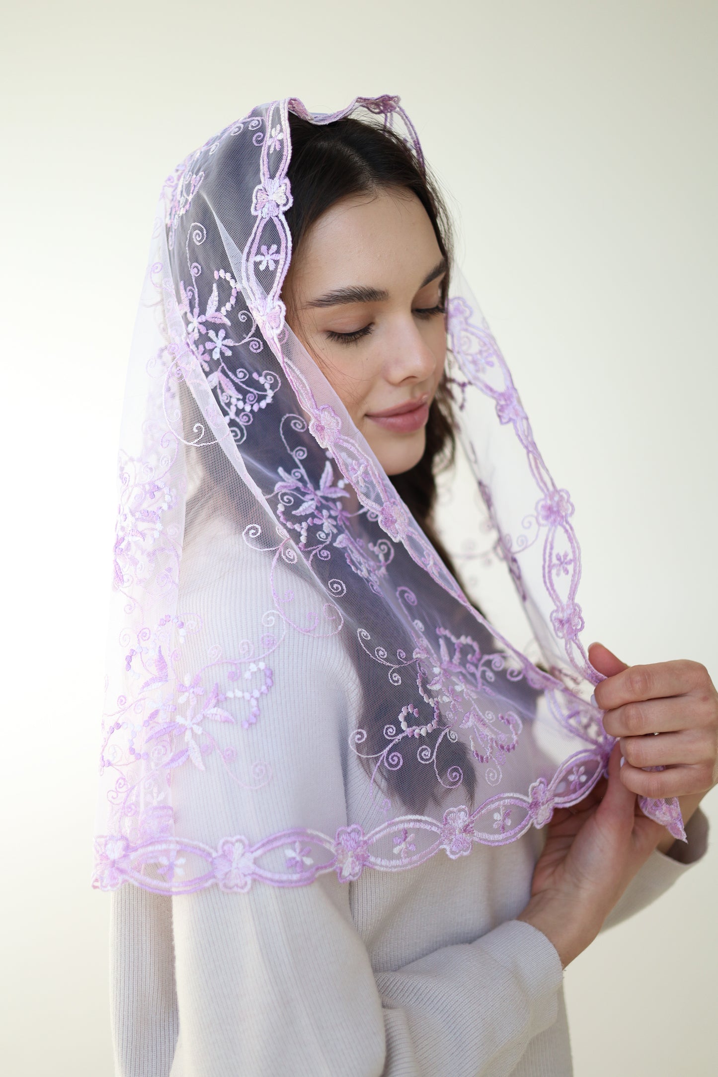 GRADIENT PURPLE MANTILLA