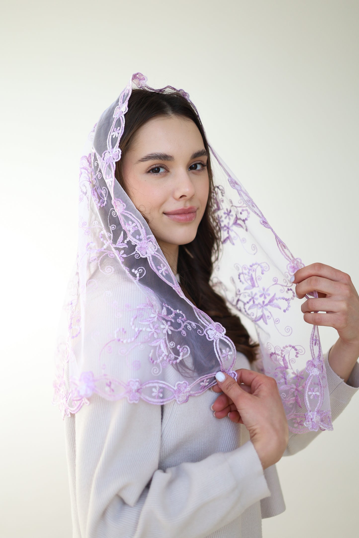 GRADIENT PURPLE MANTILLA