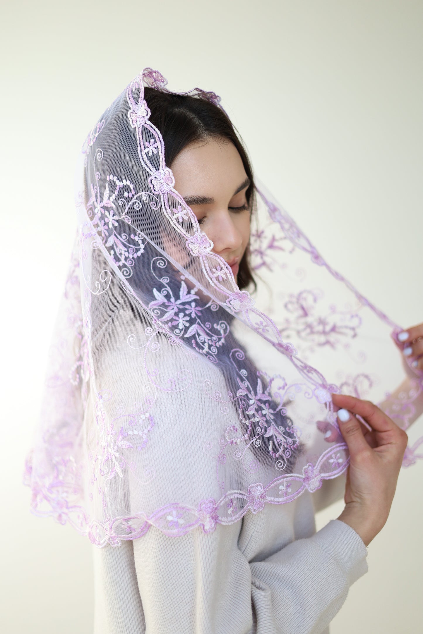 GRADIENT PURPLE MANTILLA