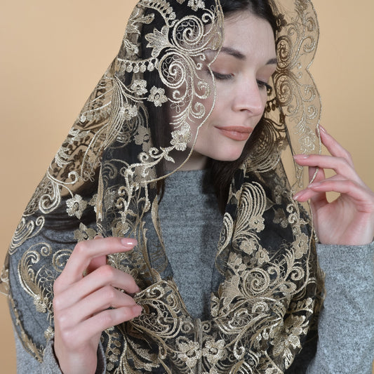 Gold Lace Scarf - MariaVeils