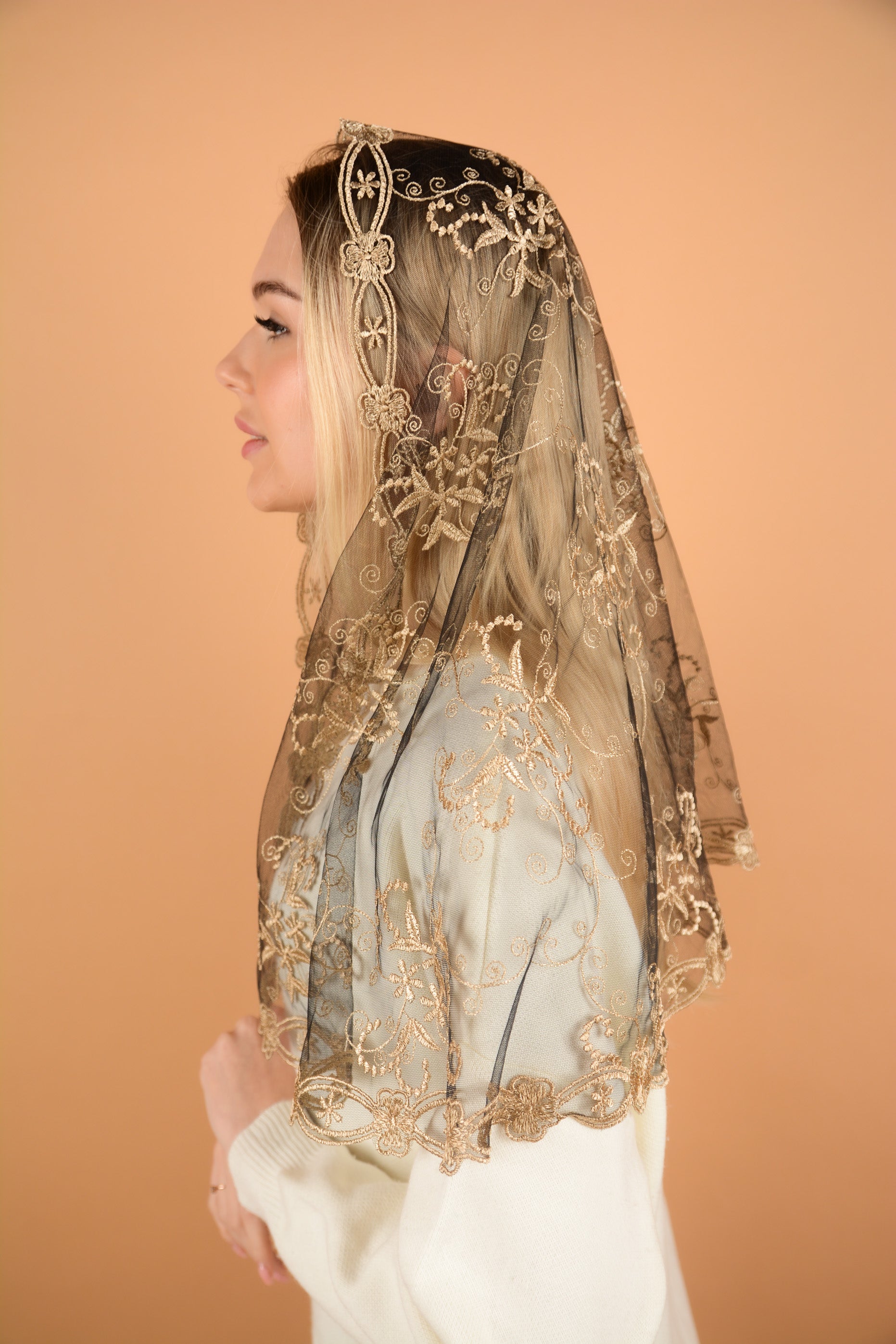 Gold lace hotsell wedding veil